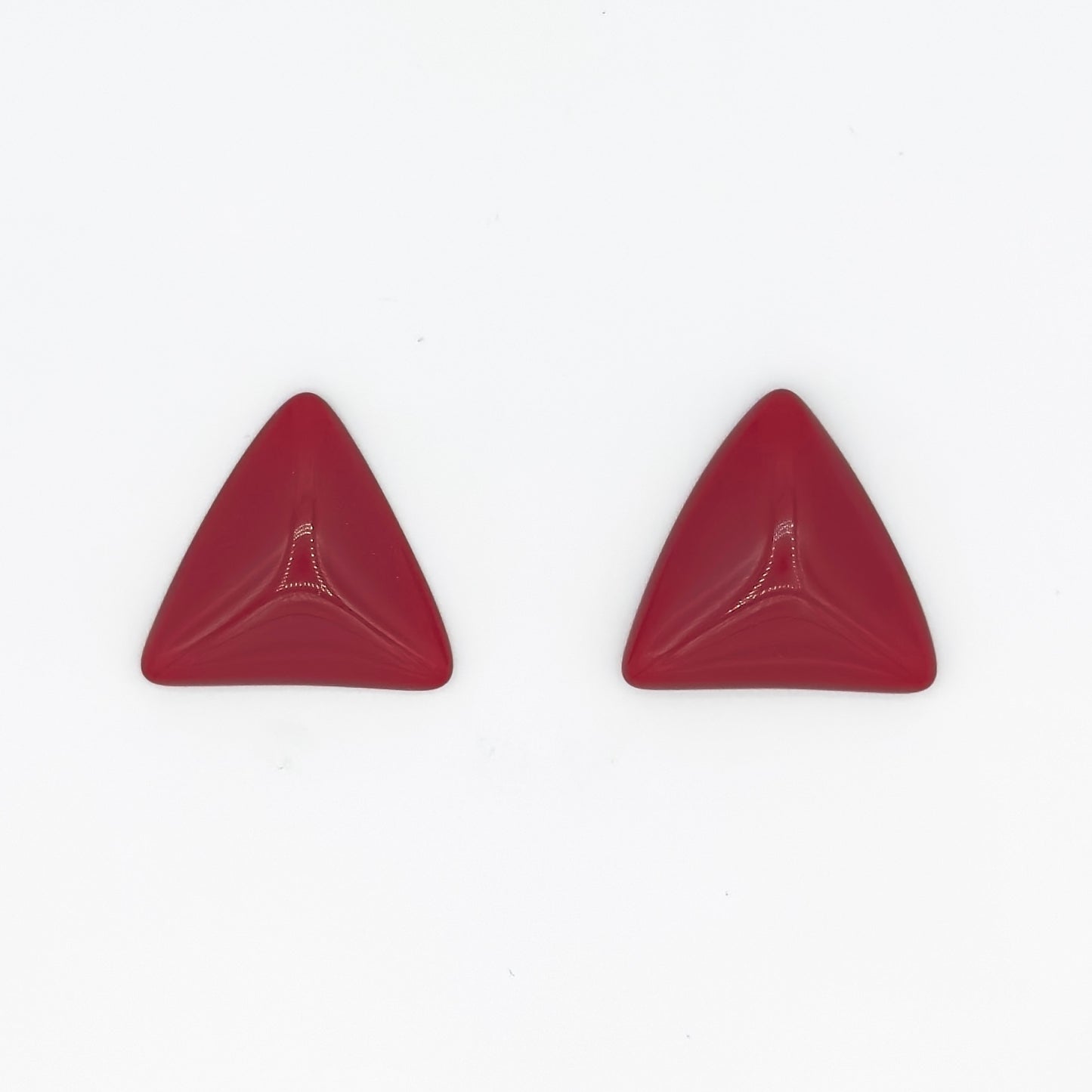 Brinco Triângulo Vermelho