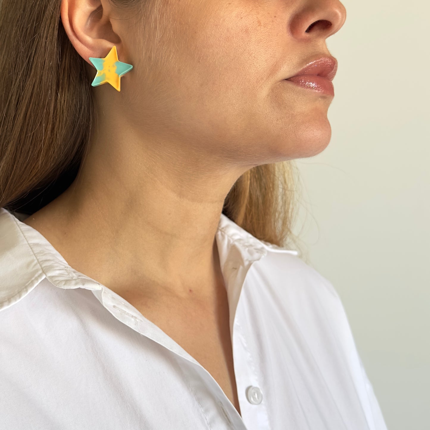 Brinco Estrela Turquesa e laranja