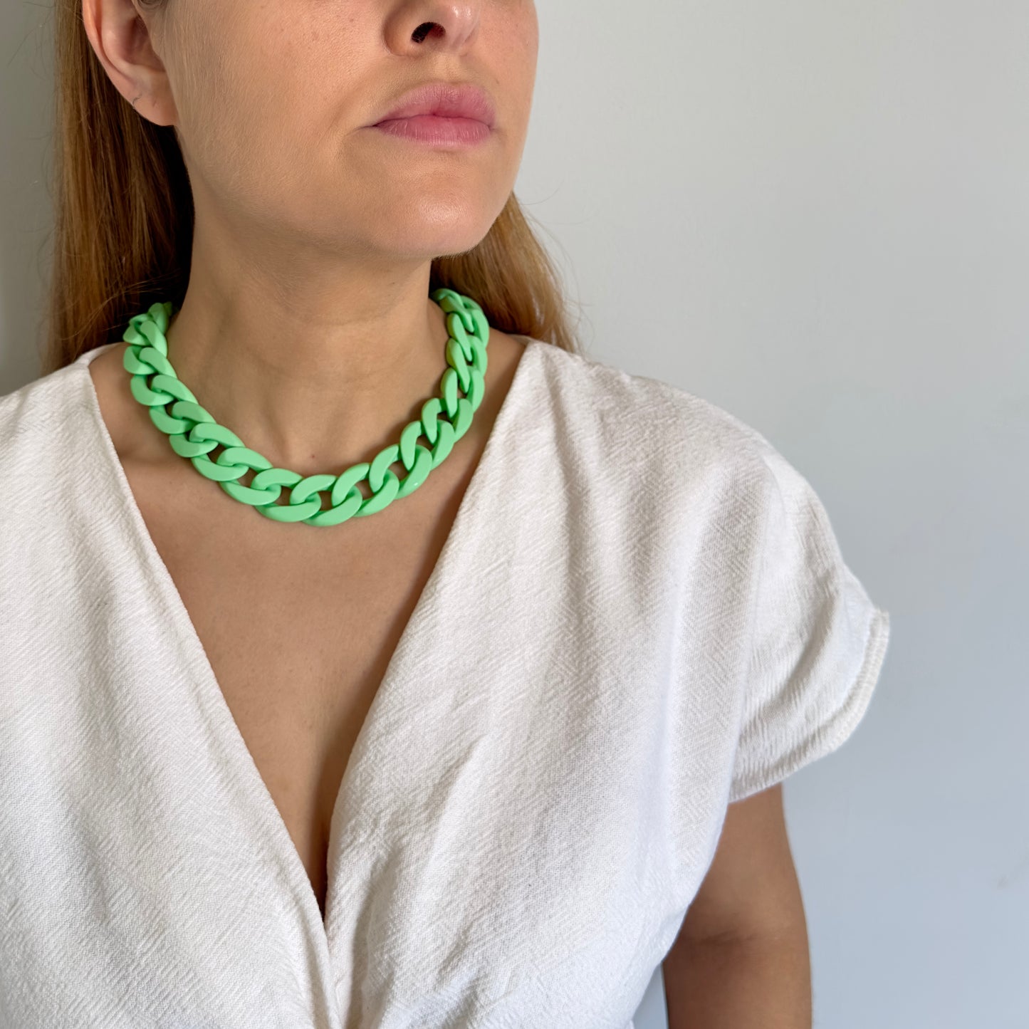 Colar Resina Corrente Verde Claro