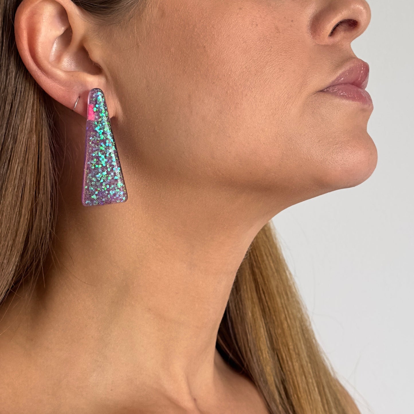 Brinco Pino Roxo vibrante - Fridali Shop