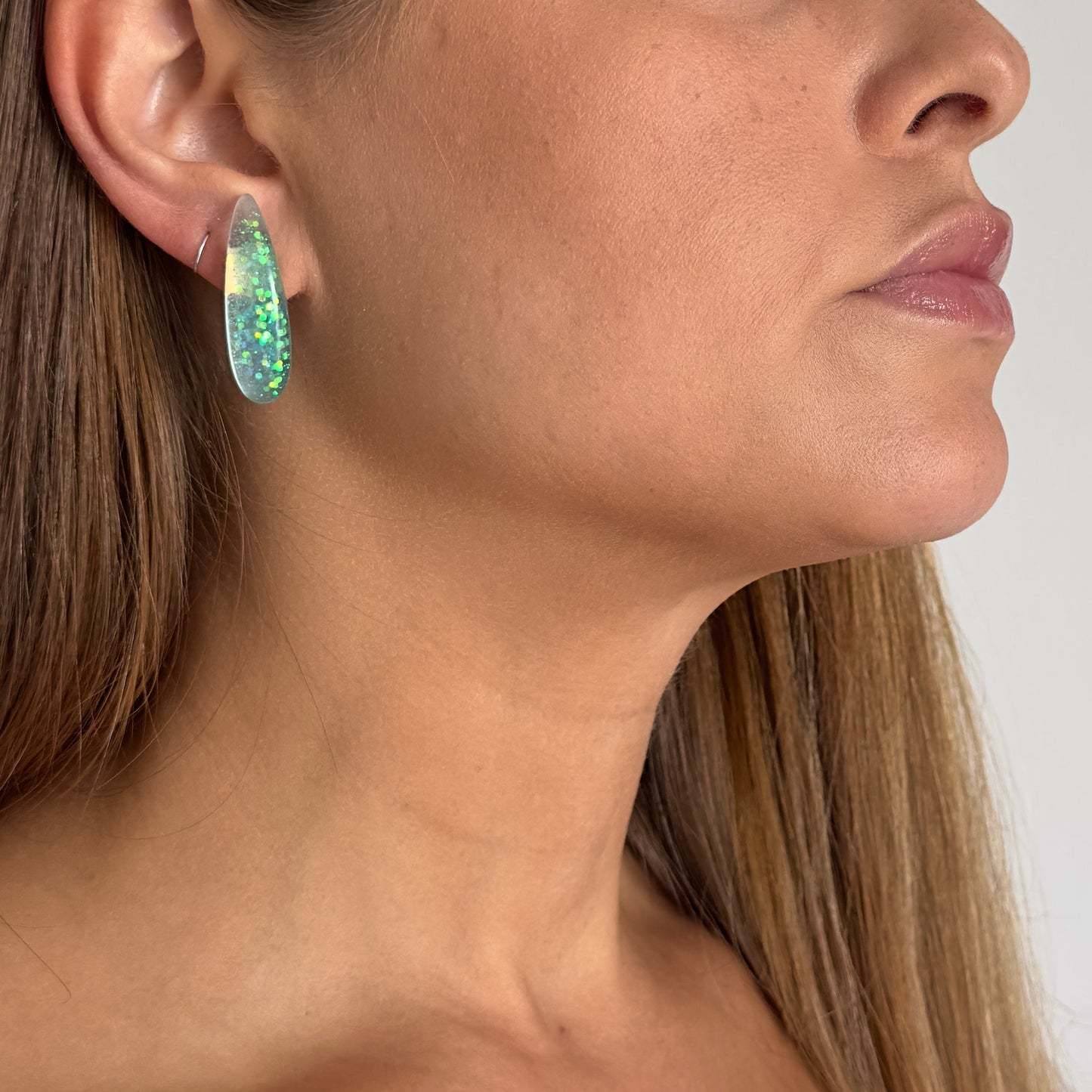 Brinco Valência Azul vibrante - Fridali Shop