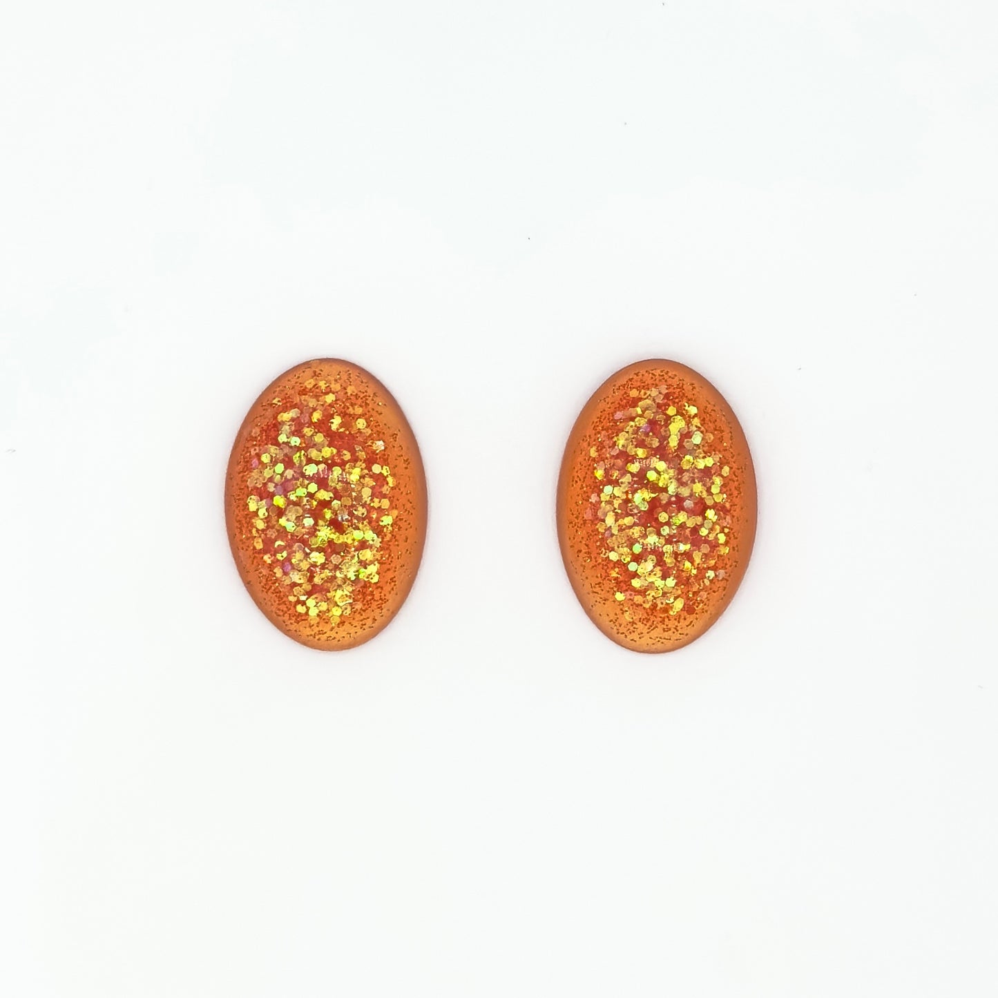 Brinco Oval laranja vibrante com glitter - Fridali Shop