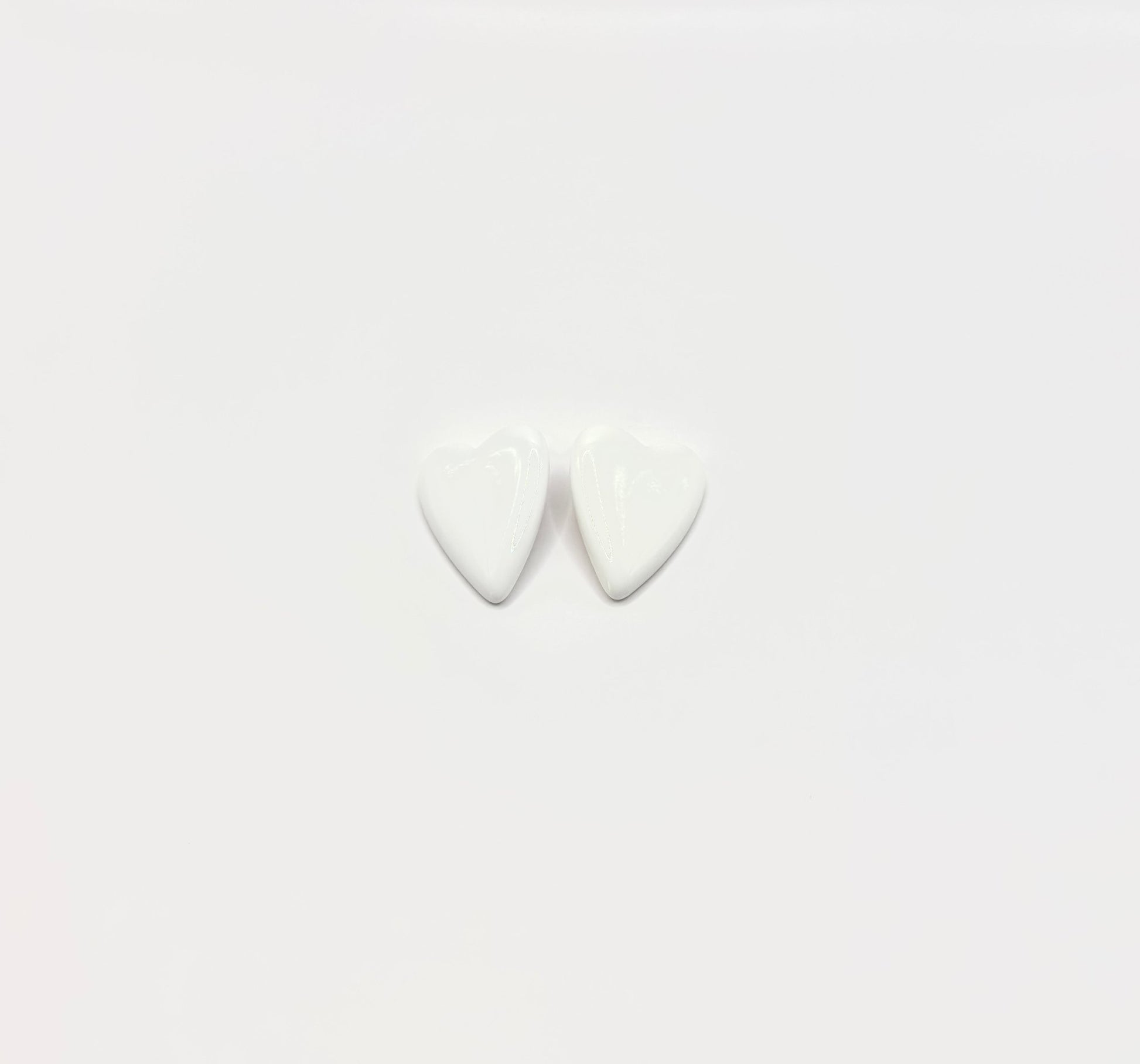 Brinco Corazion Branco - Fridali Shop